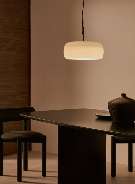 Suspension en verre design pour salle à manger contemporaine