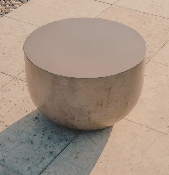 Table basse ronde en béton au design contemporain pour un salon ou une terrasse